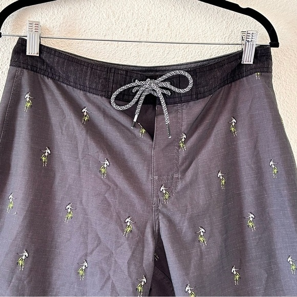 RIP CURL Men Mirage Board Short 30 Hula Girl Beach Surf Swim Pool Hawaii - Picture 4 of 9